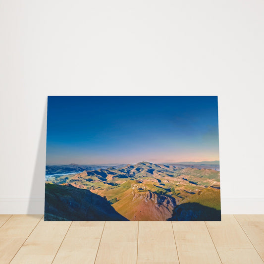 Standing high above Hawke’s Bay, you’re immersed in a sweeping panorama of rolling hills, an awe-inspiring view from the top of Te Mata Peak.